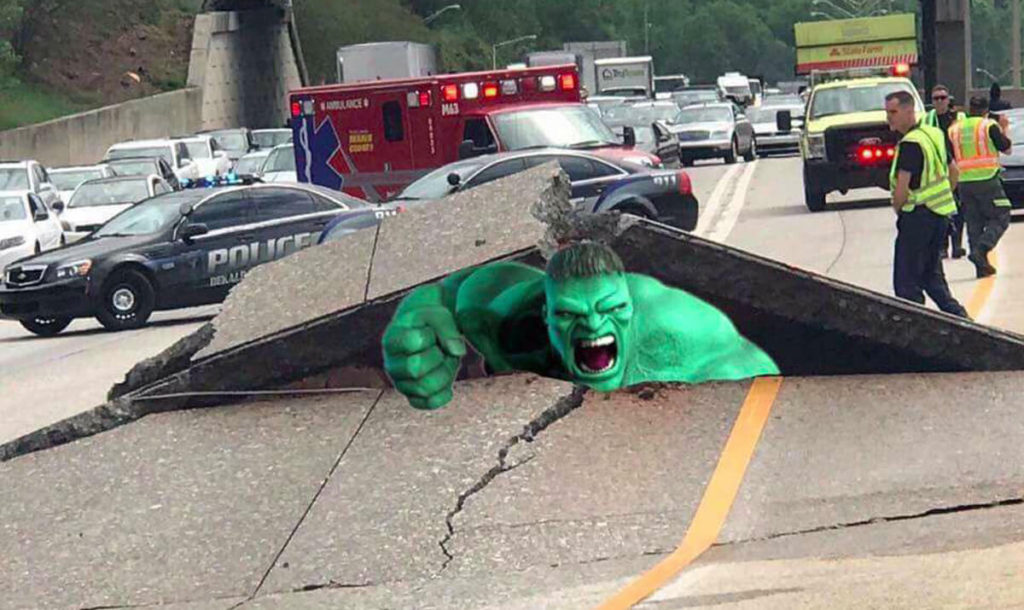 Deceleration Warning Lamps